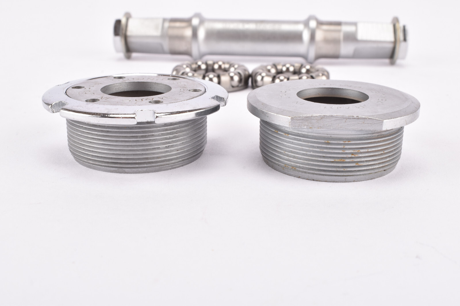 NOS Sugino Super Mighty Competition / Victory MW 68 Bottom Bracket 114mm BSA