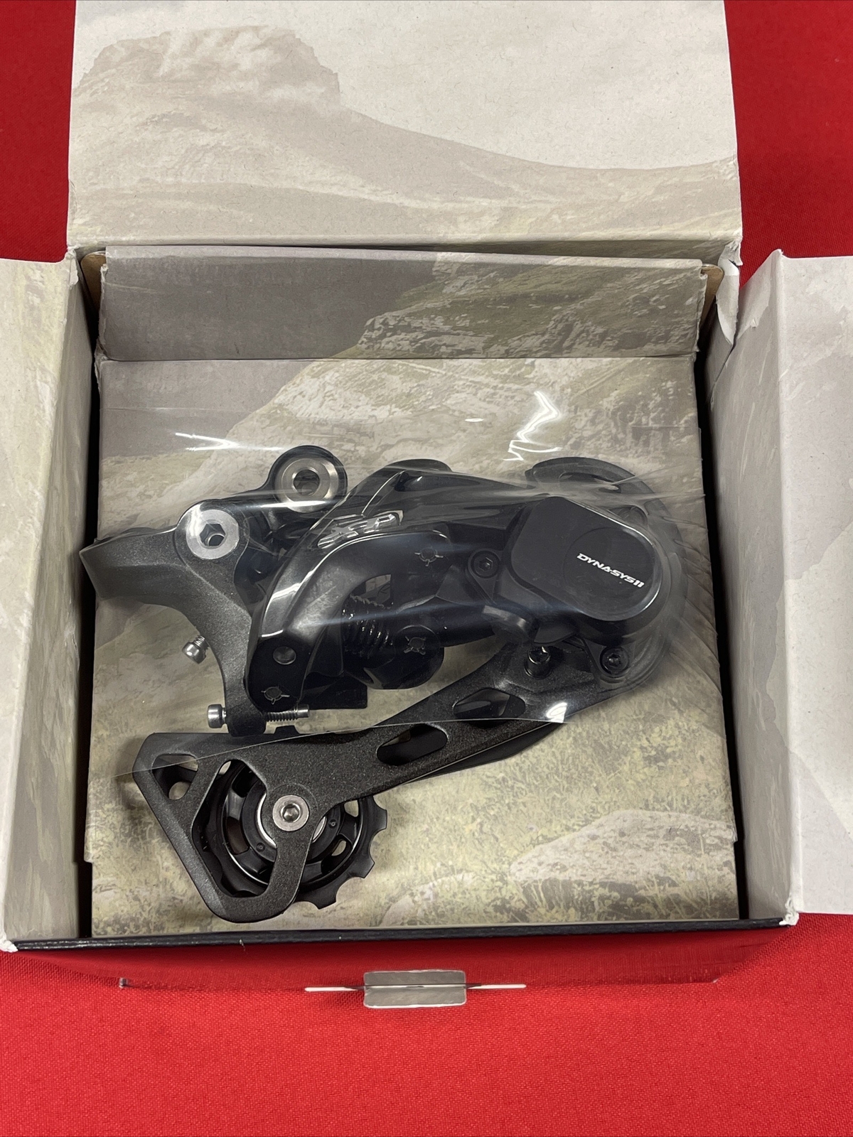 SHIMANO XT RD-M8000-GS Rear Derailleur 11 Speed Medium Cage Black W/ Clutch NEW
