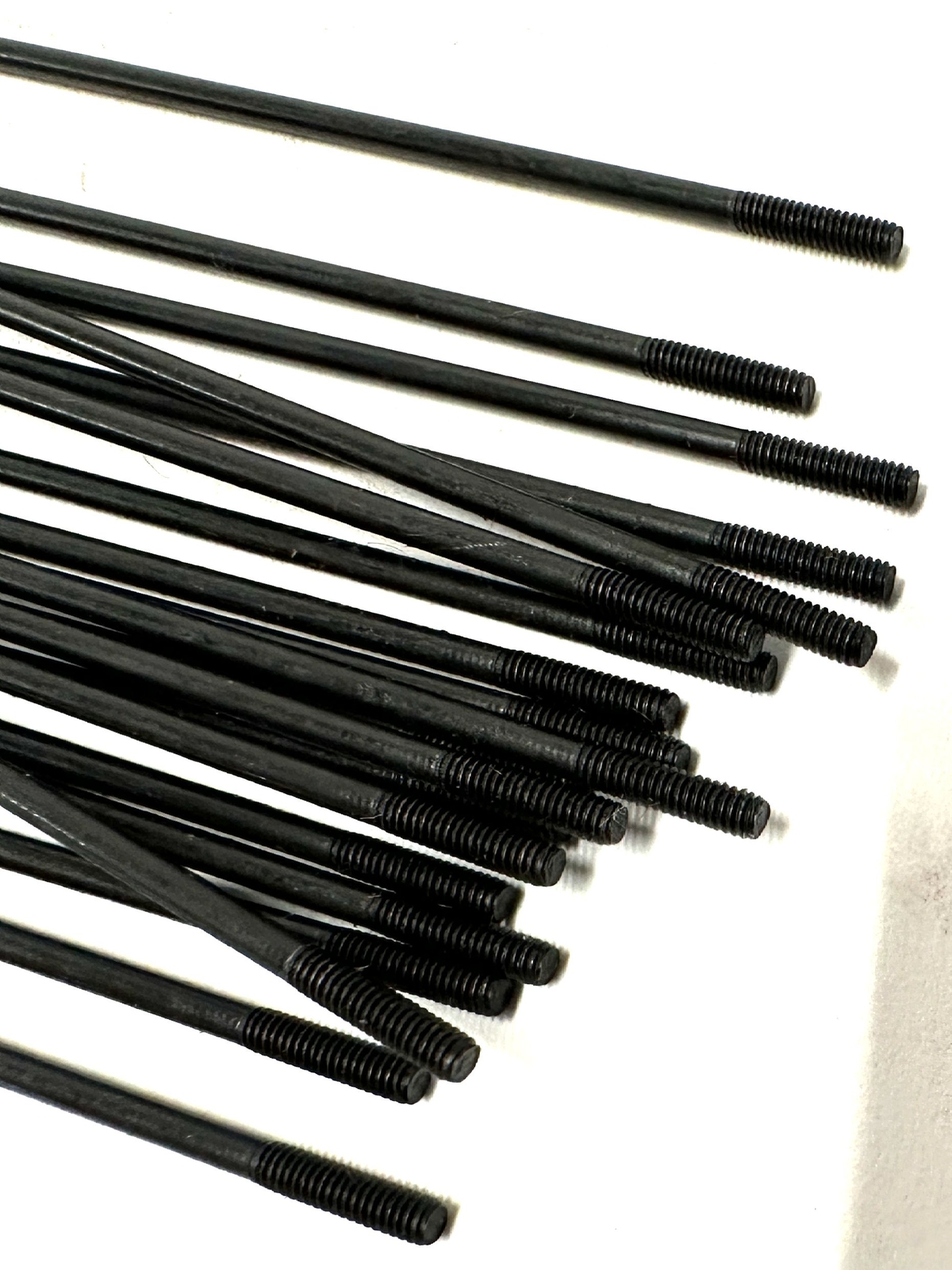 DT SWISS Champion Round Black Spokes Black J-bend 2.0 mm 269mm 20/Count