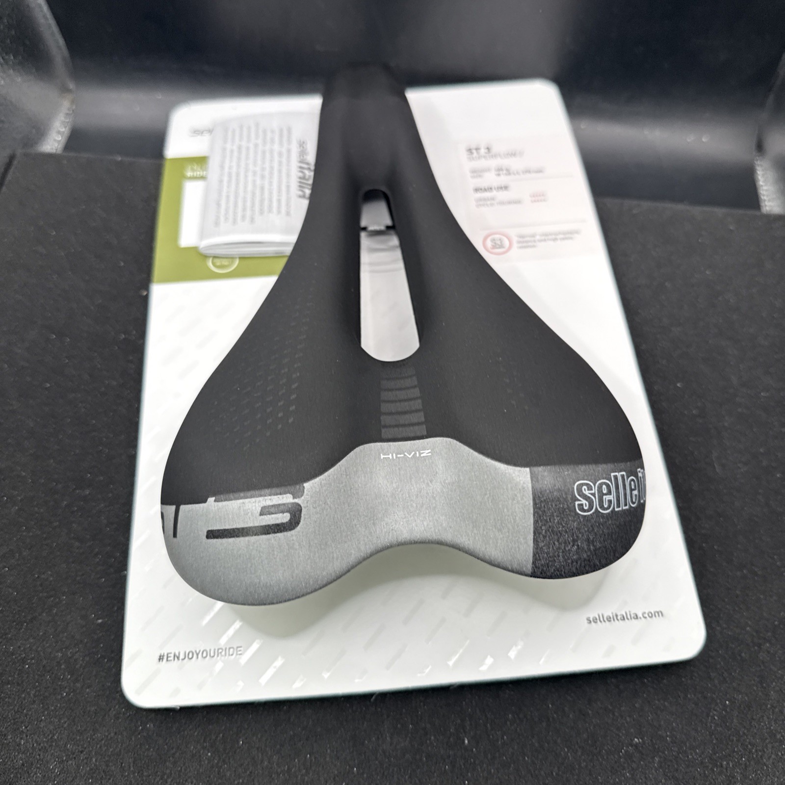 Selle Italia St3 Superflow Cycling Saddle Seat S3 160mm Universal (9419-35)