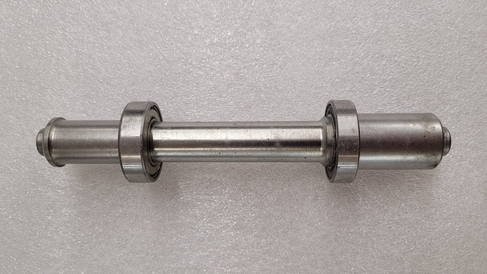 Phil Wood Rear Axle Set with Bearings, 130mm spacing, for Q/R, steel