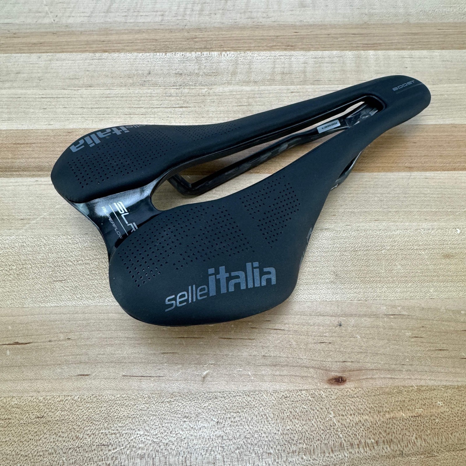 New Takeoff! Selle Italia SLR Boost Superflow L3 7x9mm Carbon Rails 145mm Saddle