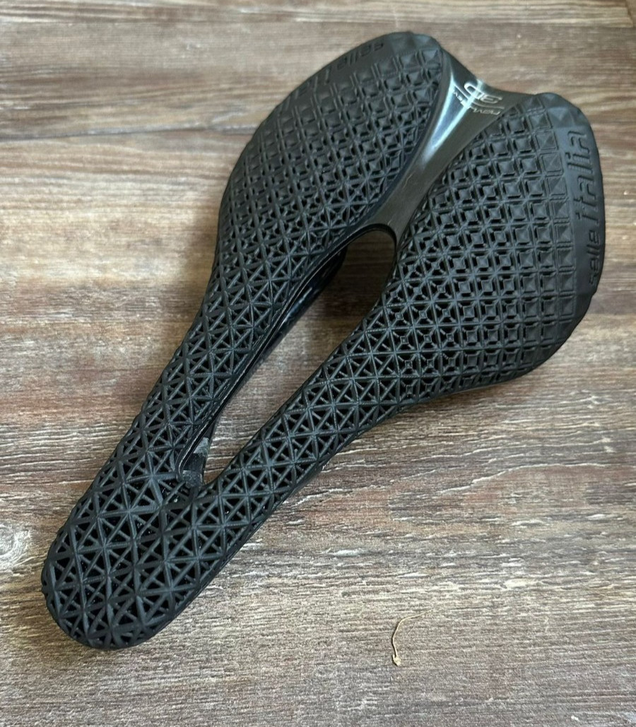 Selle Italia Novus Boost EVO 3D Kit Carbonio Saddle L3 147mm