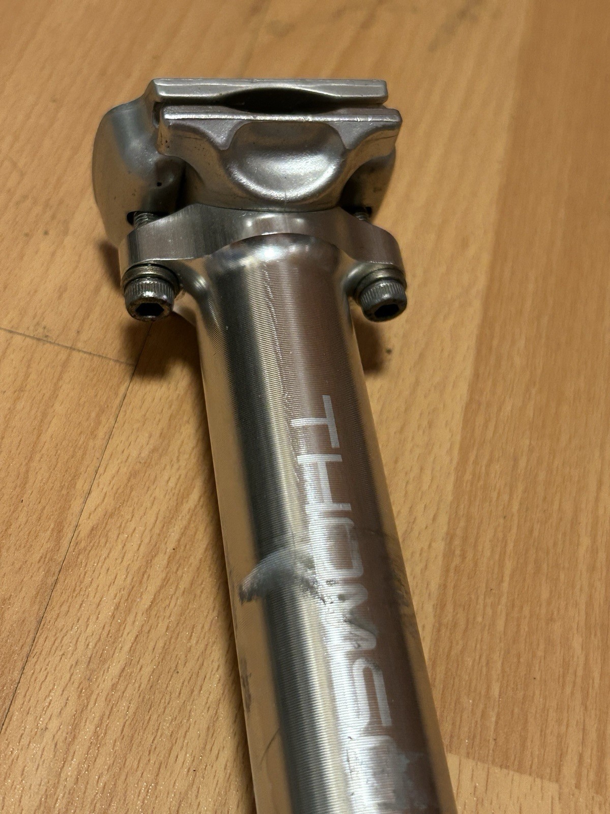 Thomson Elite Silver Bicycle Seat Post 27.2 x 410 SP-E113 MTB 0 Setback USA