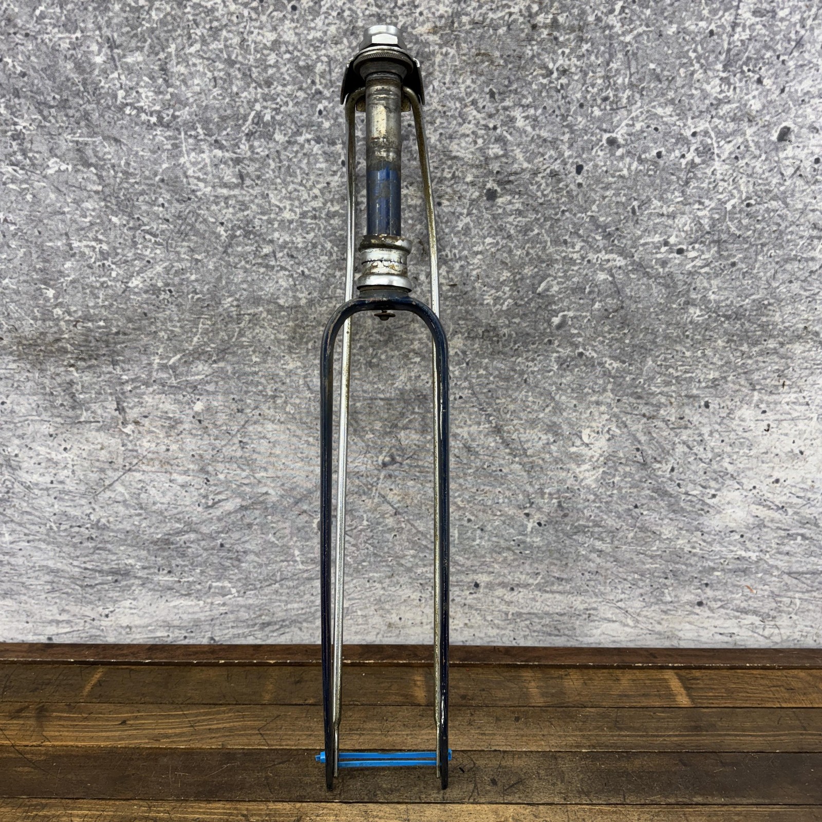Vintage Cruiser Truss Rod Fork 26 in 1 In Threaded Brace Balloon Tire Blue