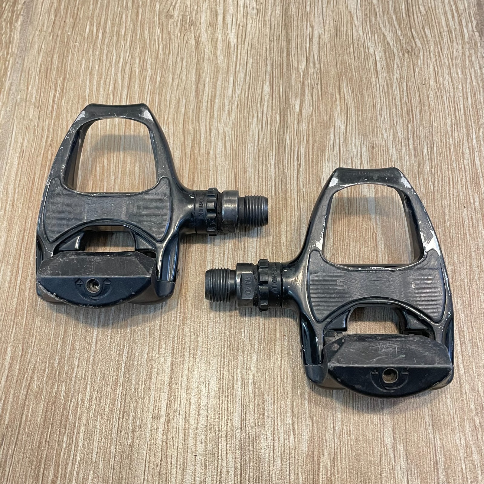 Shimano PD-R540 Clipless Road Bike Pedals SPD SL 3 Bolt Black