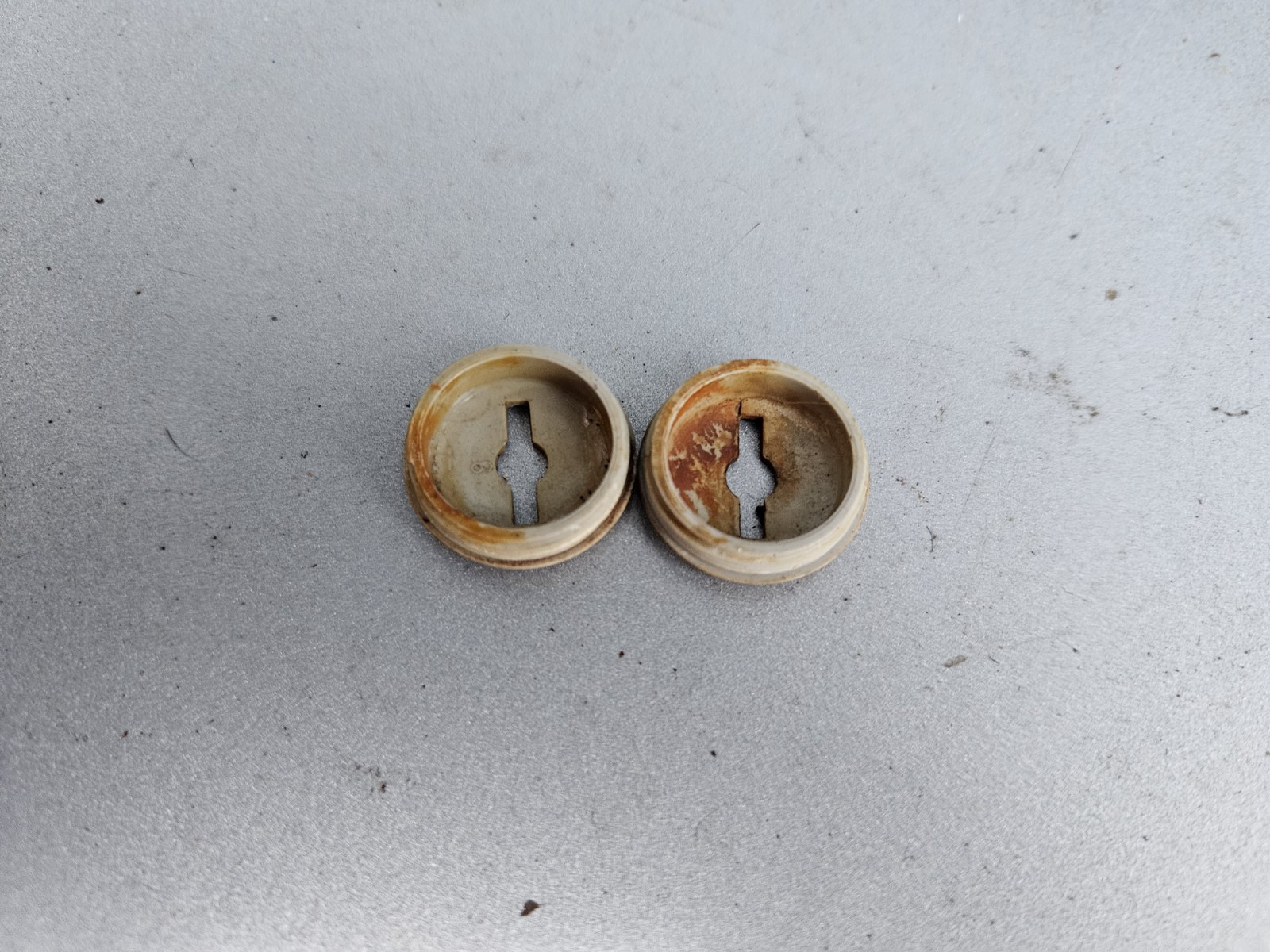 Set of 2 Vintage Old School Sugino Crankset Dust Caps Beige Japan