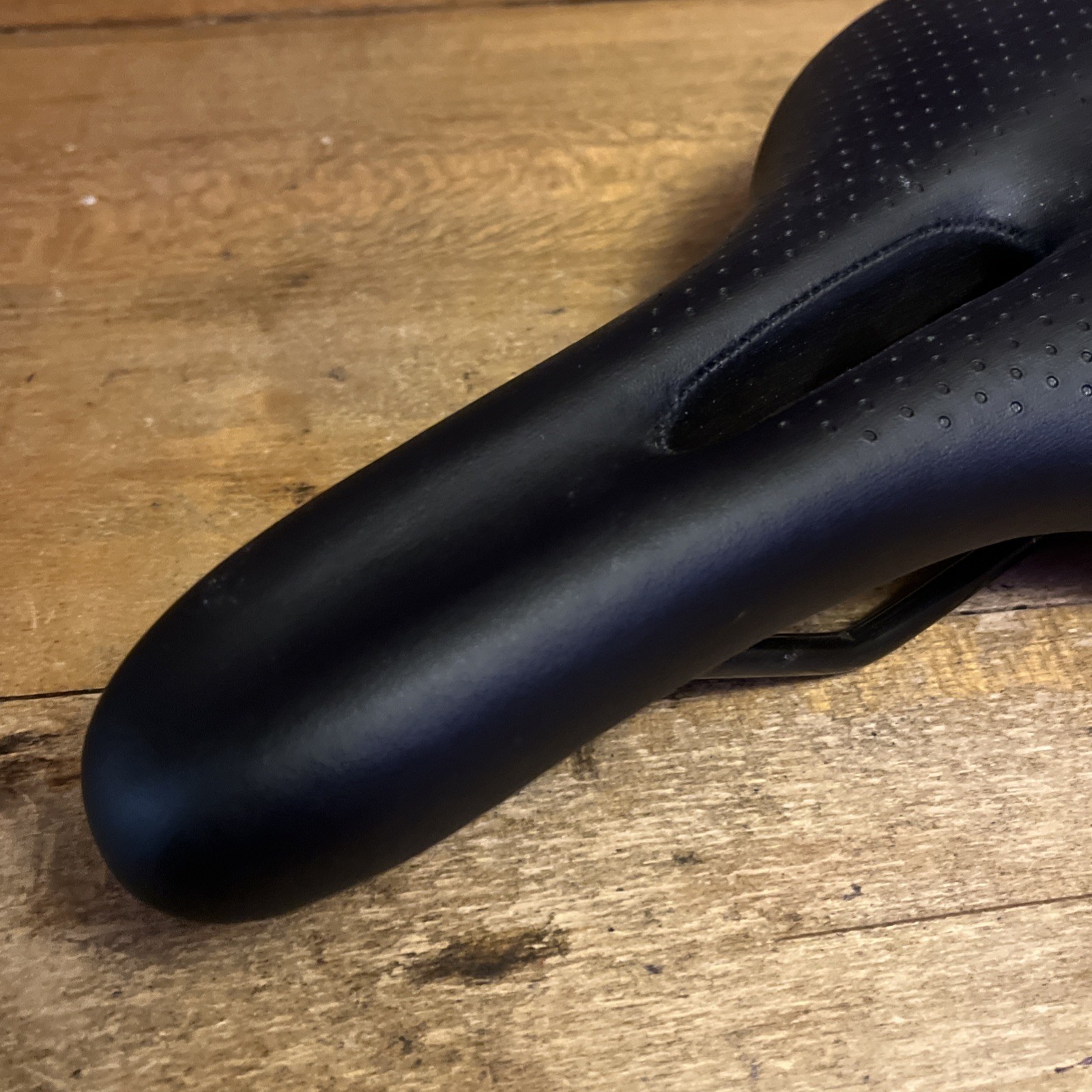 Vintage DDK Saddle With Anatomical Cut Out 273 mm Length 162 mm Wide