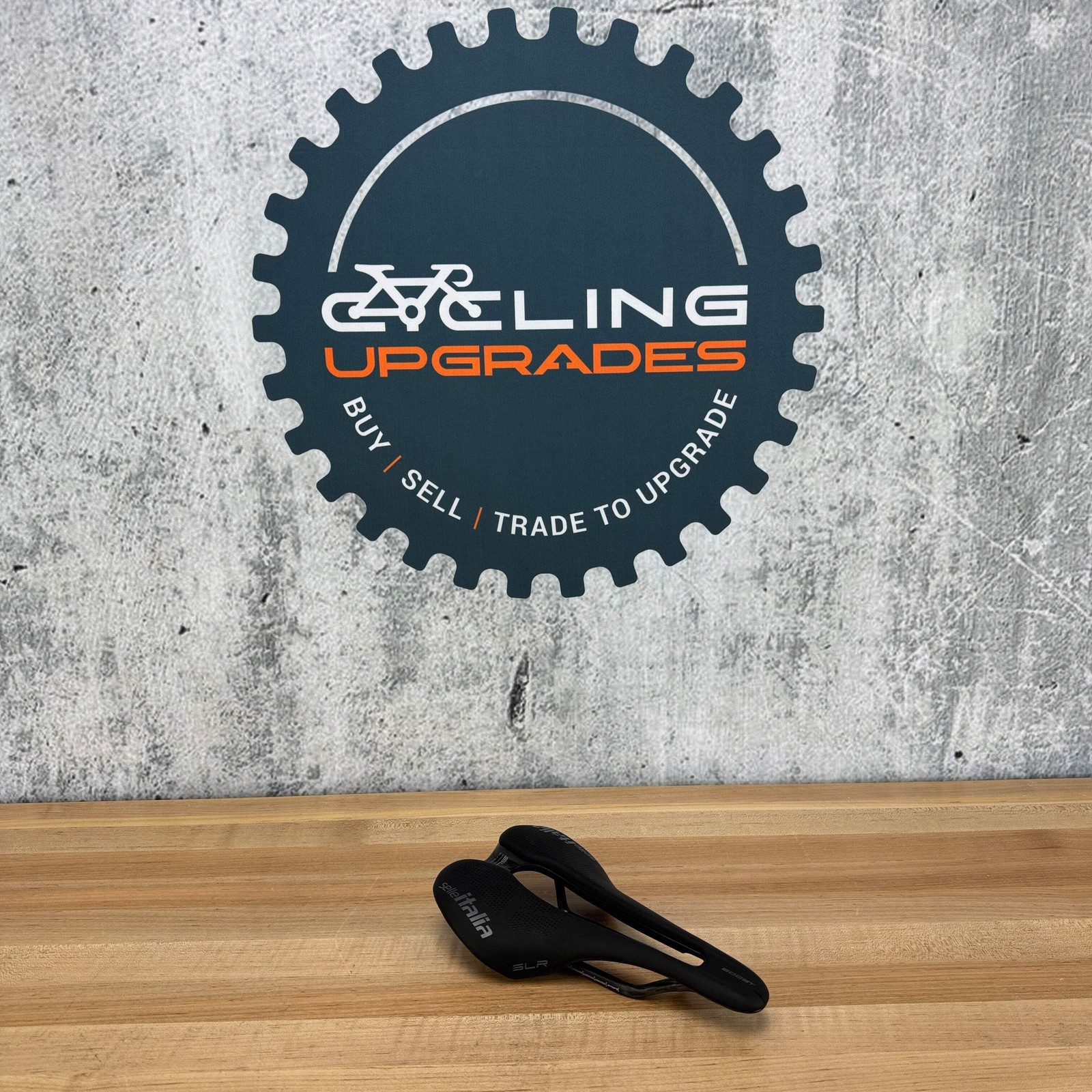 New Takeoff! Selle Italia SLR Boost Superflow L3 7x9mm Carbon Rails 145mm Saddle