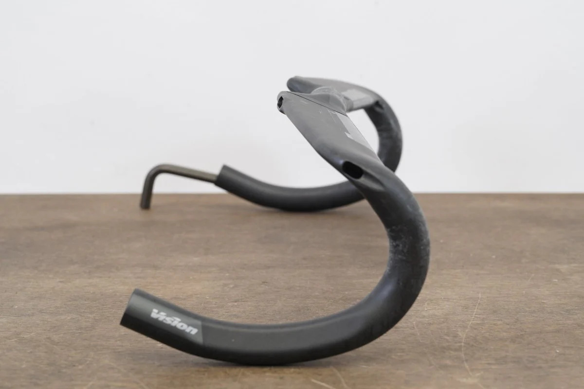 44cm Vision Metron 4D Carbon Compact Road Handlebar