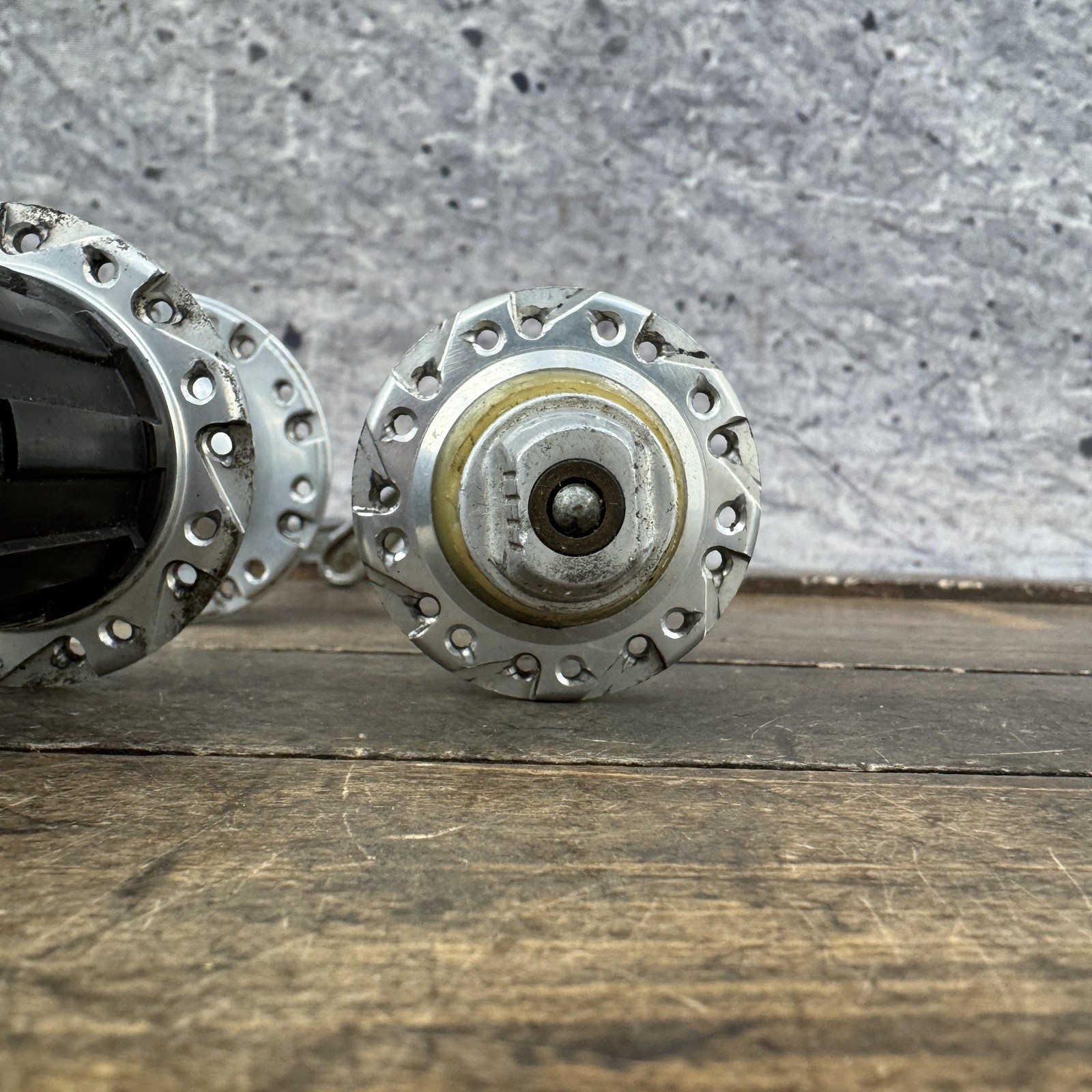 Vintage Shimano Dura-Ace AX Hub Set 7300 Aero 1980s Road Bike Front Rear OX