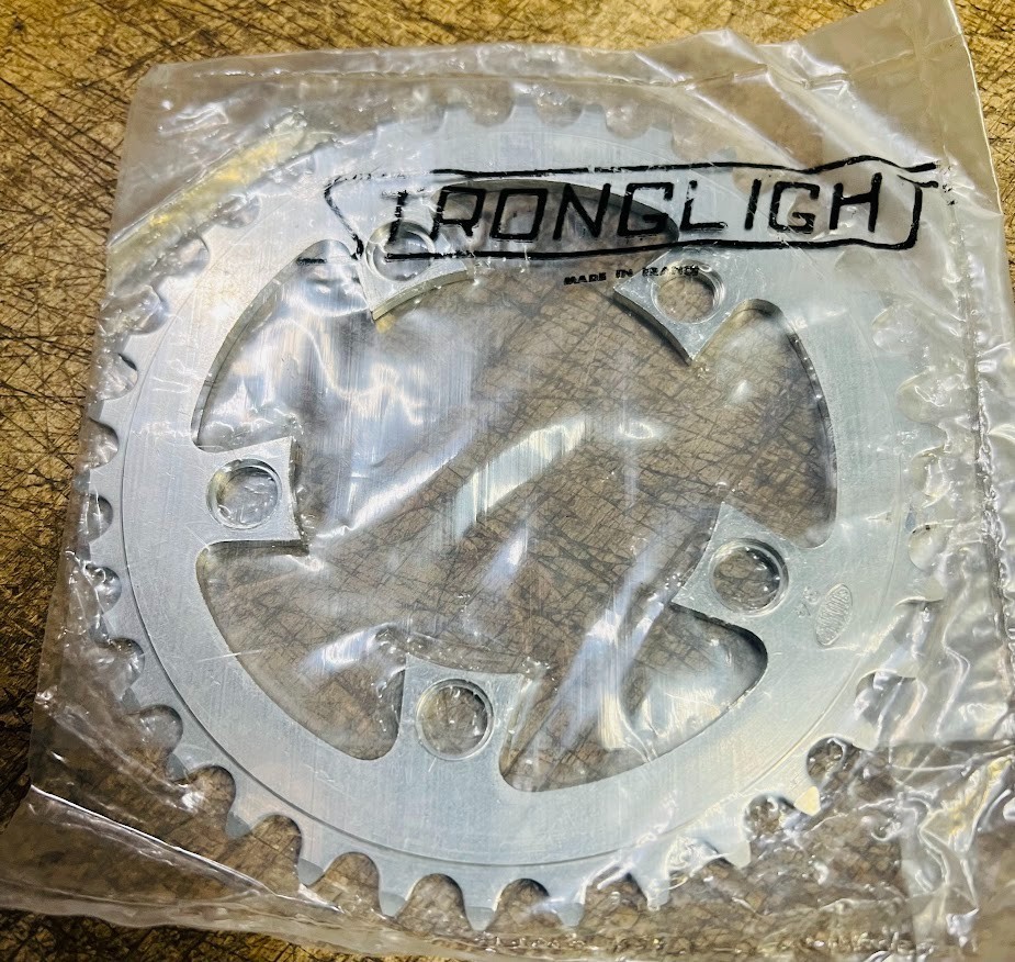 Stronglight Model 99 – 34 Tooth chainring – 86BCD – Rare – NOS / NEW – 34T