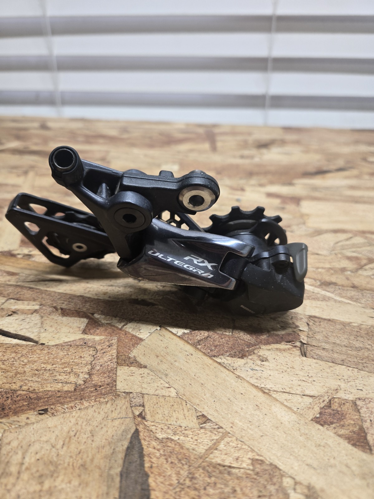 Shimano Ultegra RX 11-Speed Rear Derailleur RD-RX800-GS Medium Cage