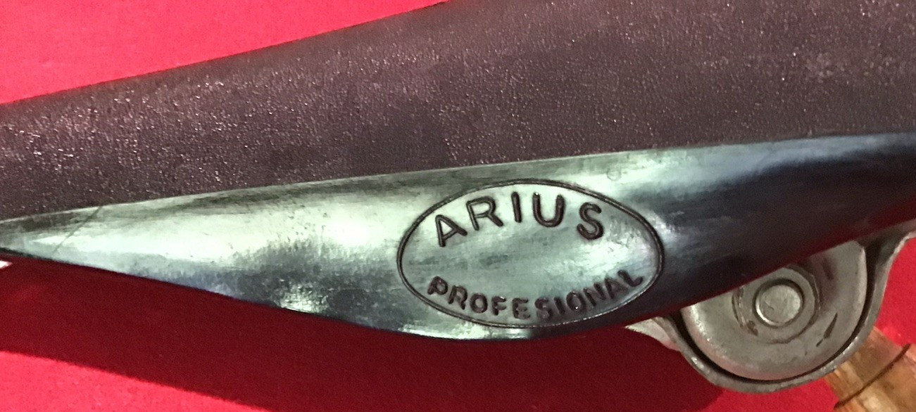 Arius Professional Men’s Saddle-Waterproof-Ground Advantage 2-5 days !!
