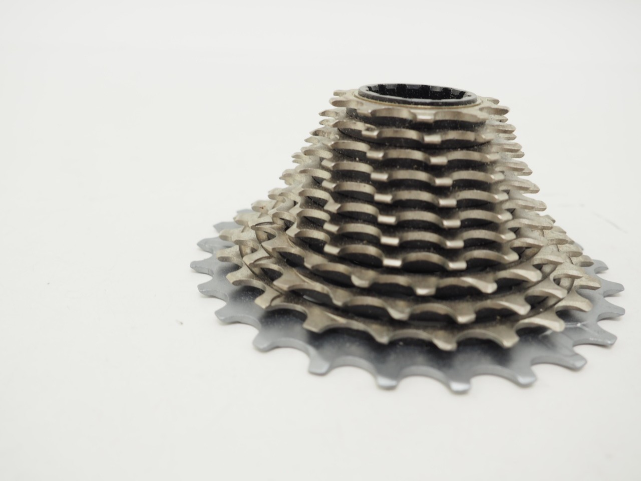 New! SRAM RED XG-1290 Cassette – 12-Speed 10-26t For XDR Driver Body Silver D1