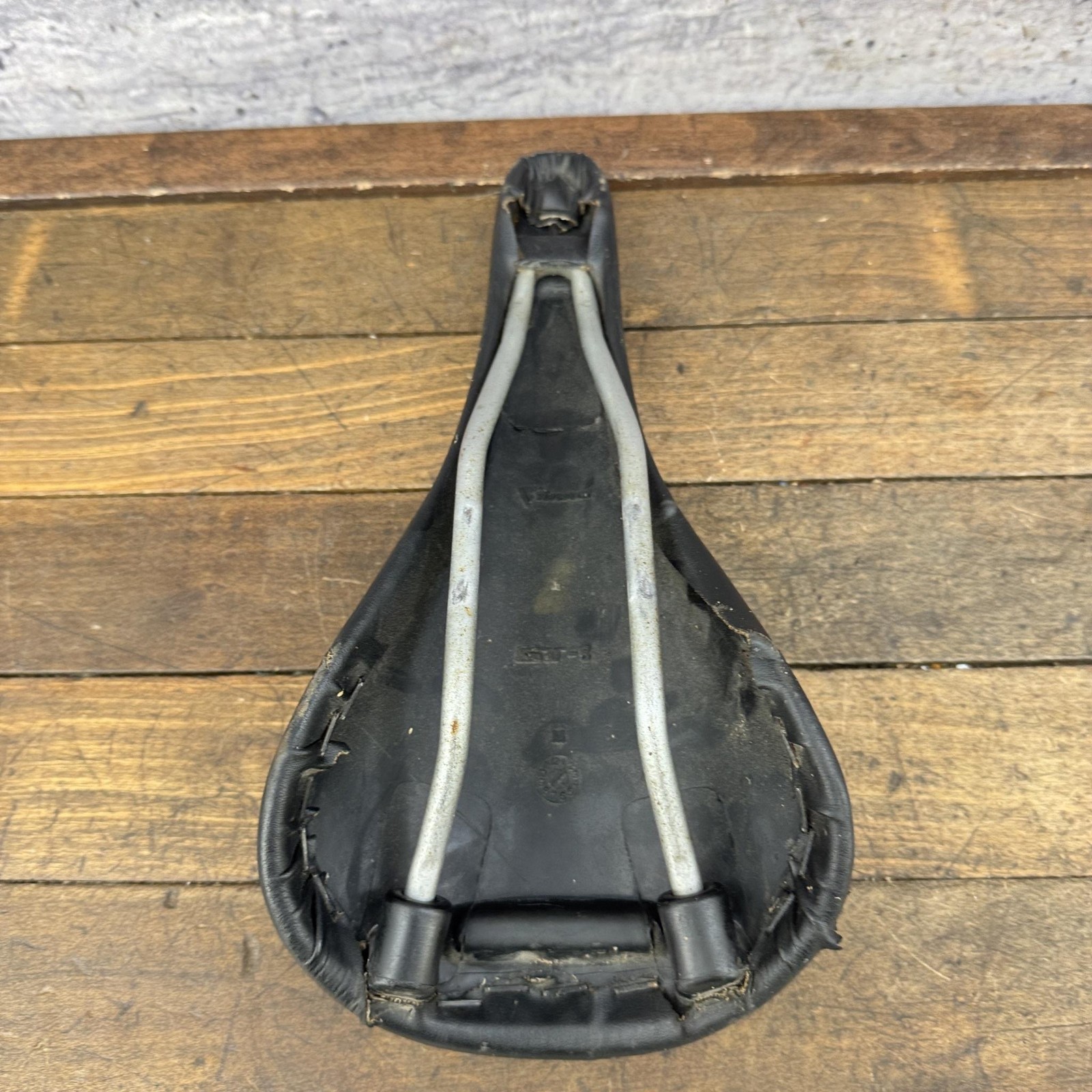 GT Lite Seat Bicycle 90s MTB Saddle GT-8 Black Racing 245g Bike Cut