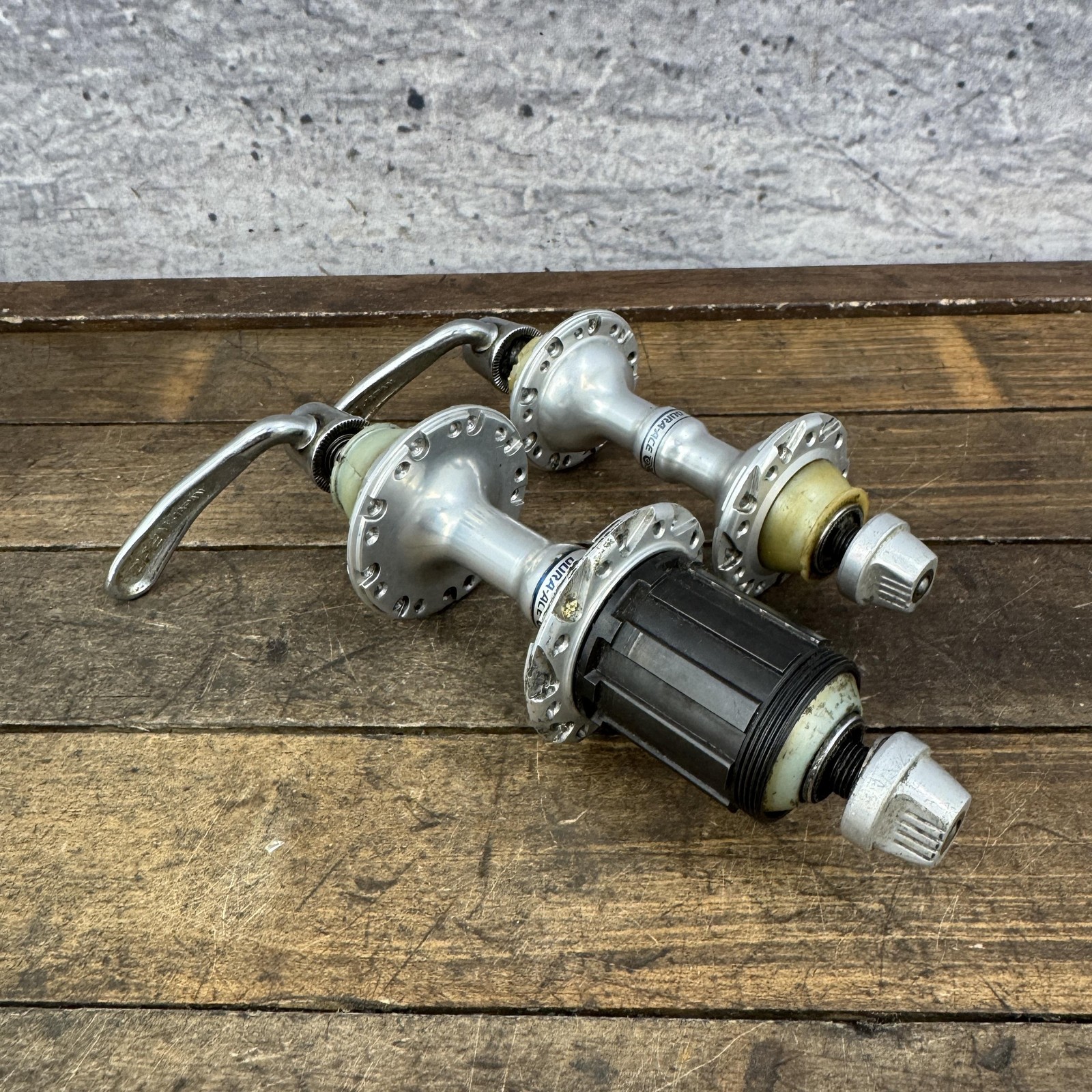 Vintage Shimano Dura-Ace AX Hub Set 7300 Aero 1980s Road Bike Front Rear OX
