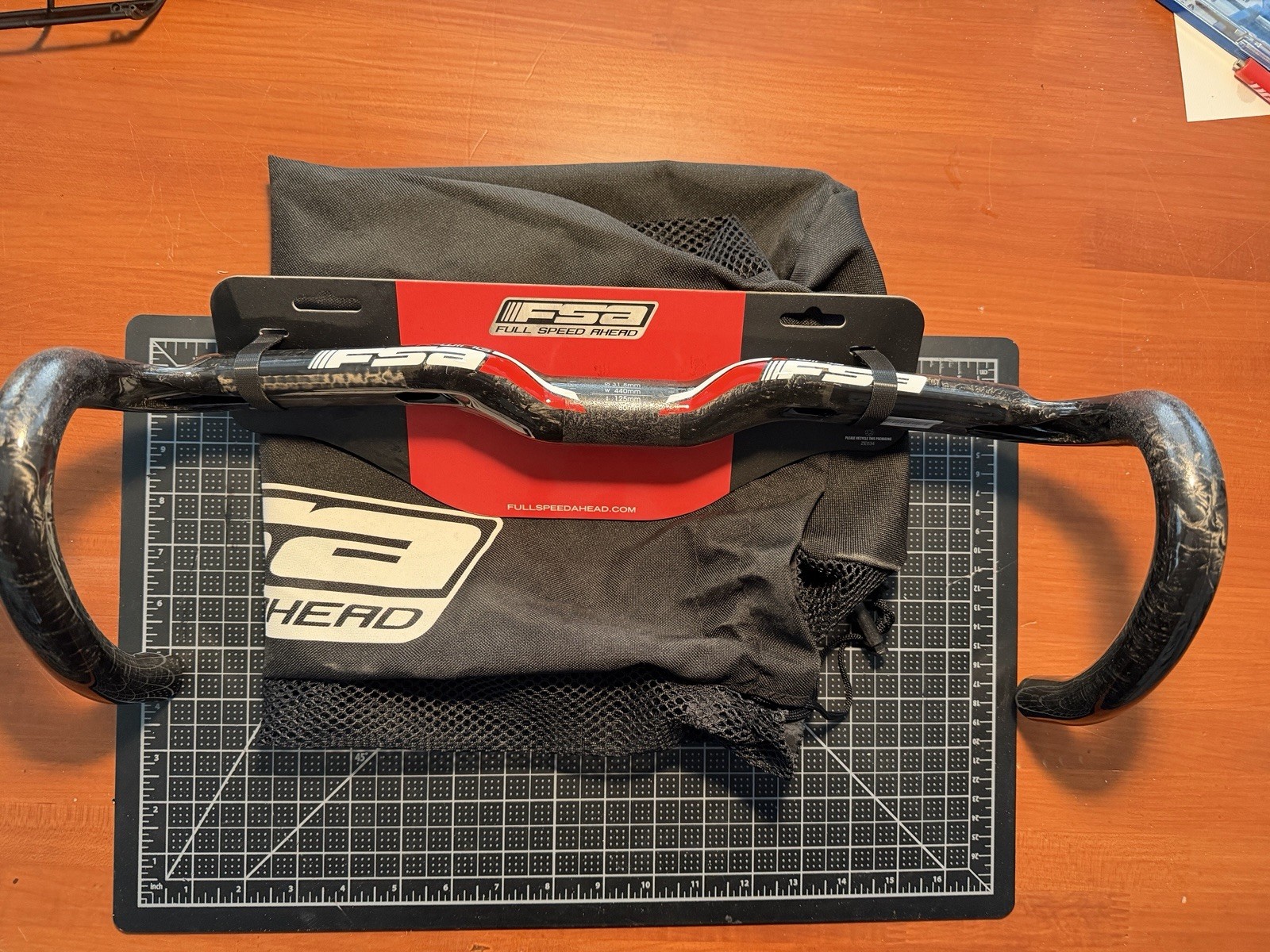 FSA K-Wing DI2 Compact 440mm 31.8 – Carbon – Brand New w/Bag