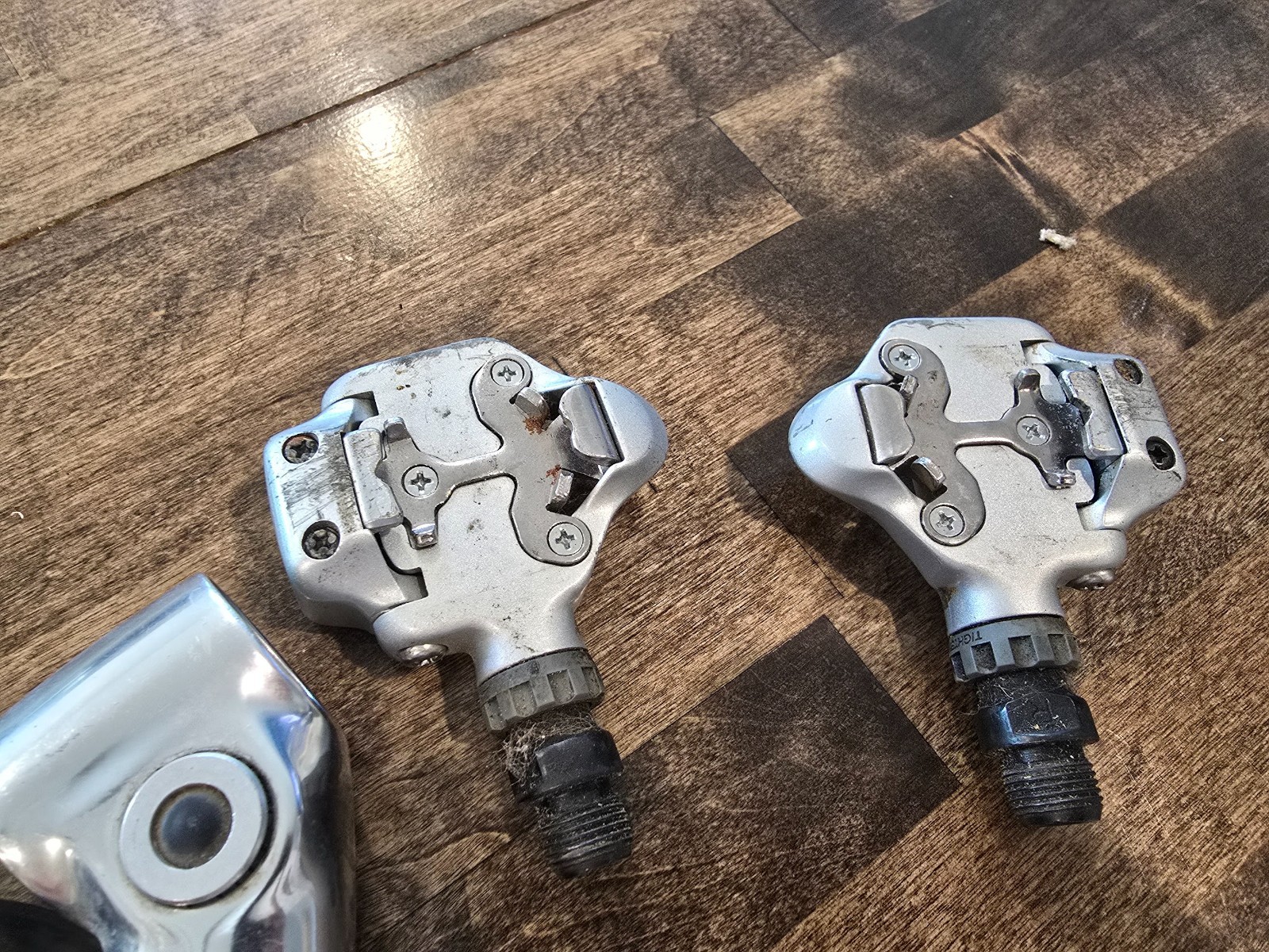 Vintage Assorted Bicycle Bike Parts Wellgo LU-964 & Shimano PD-A25 Pedals