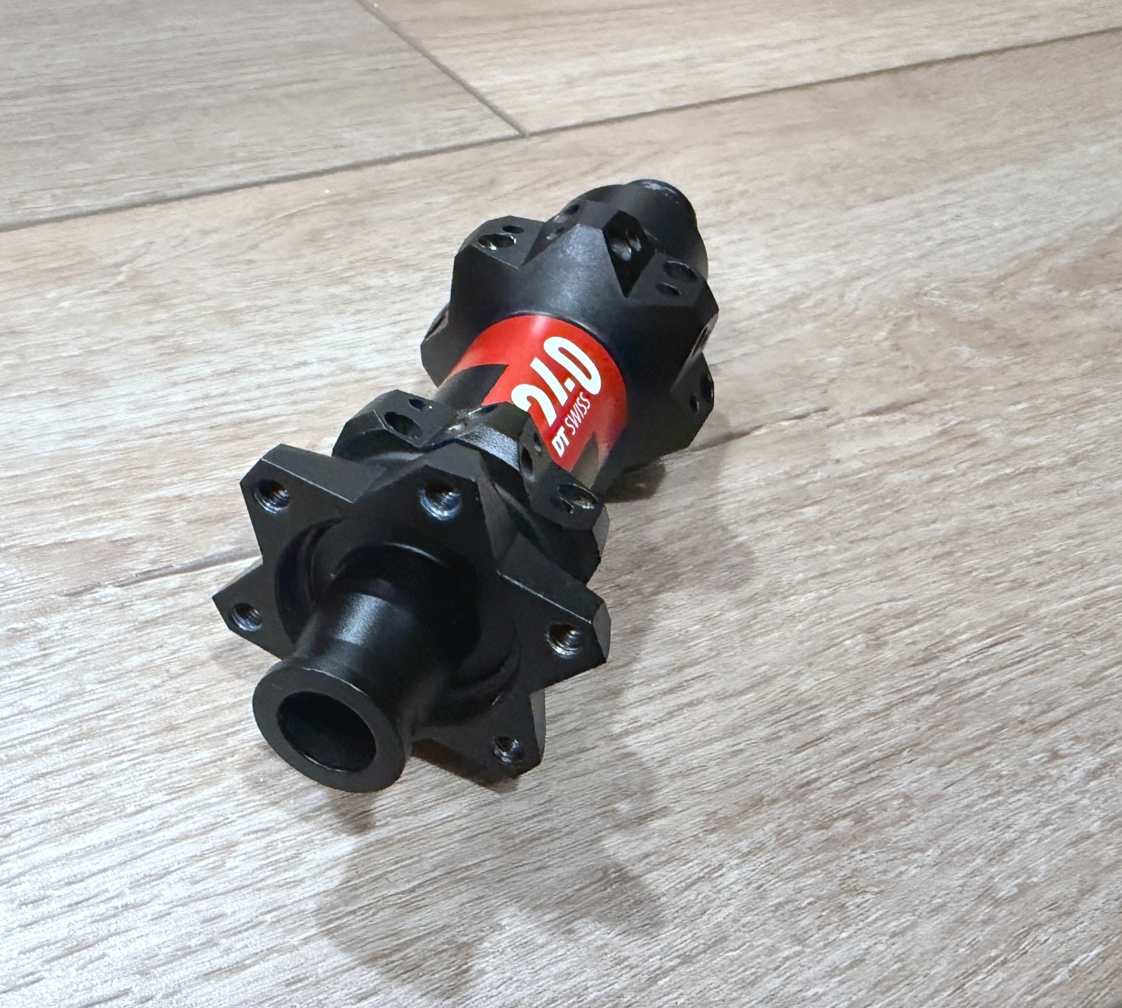 DT Swiss 240 Straight Pull Hub Rear XD 28h 12×142 6 bolt
