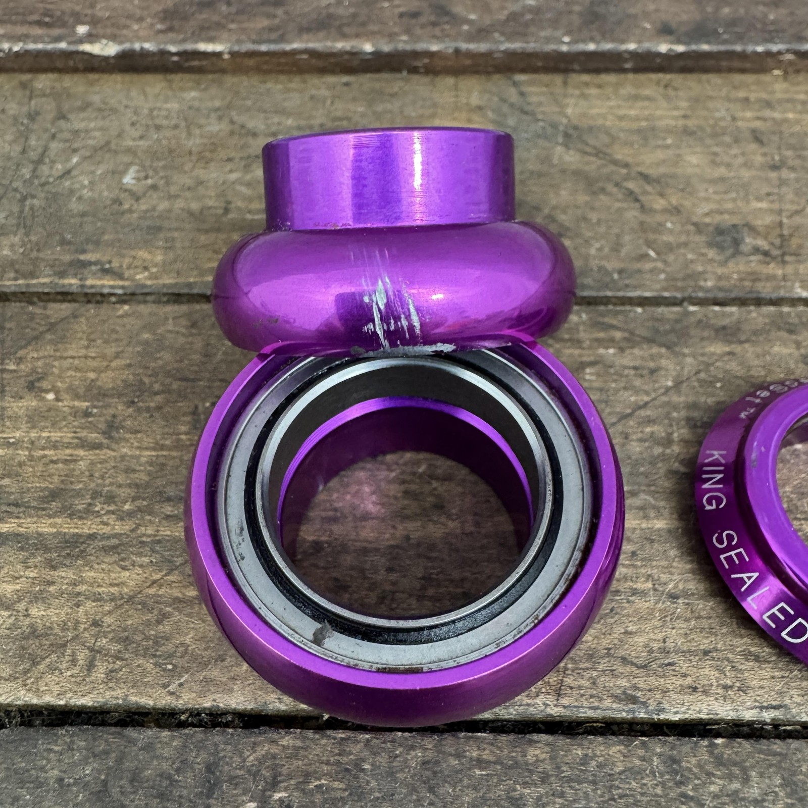 Chris King 1 in Threadless Headset NoThreadSet Purple 1in MTB No Logo Cups 1″