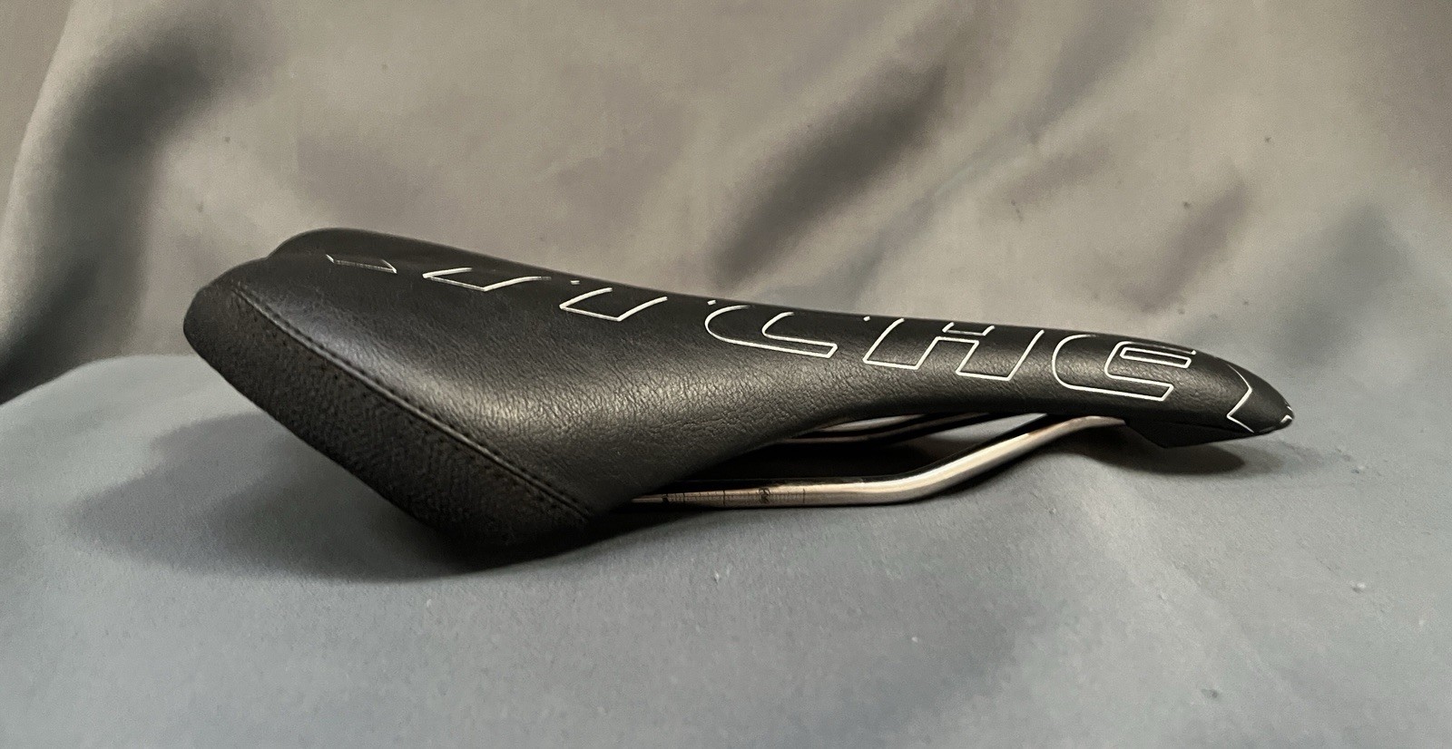 Ritchey WCS Trail Saddle 138mm CRN-Ti 7×7 Rails Rainbow Logo MTB Bike Seat