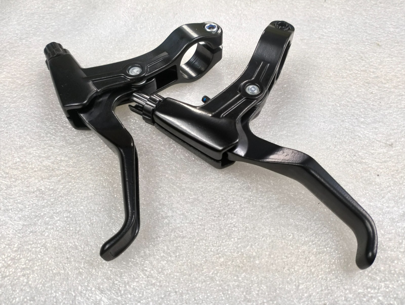 OEM PROMAX V BRAKE LEVERS MTB CITY TOURING BIKE PAIR 22.2MM CLAMP BLACK