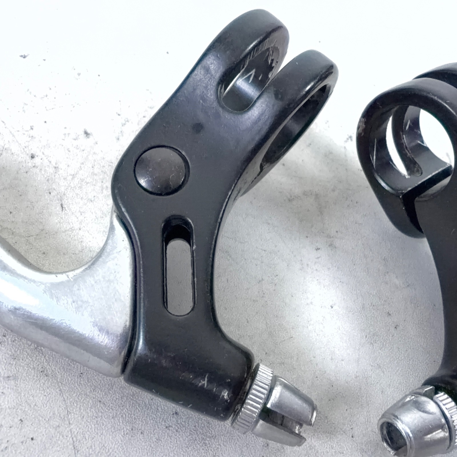Kalloy Vintage Alloy Black/Silver 4-Finger Short Pull Brake Levers Ø22.2 Clamp