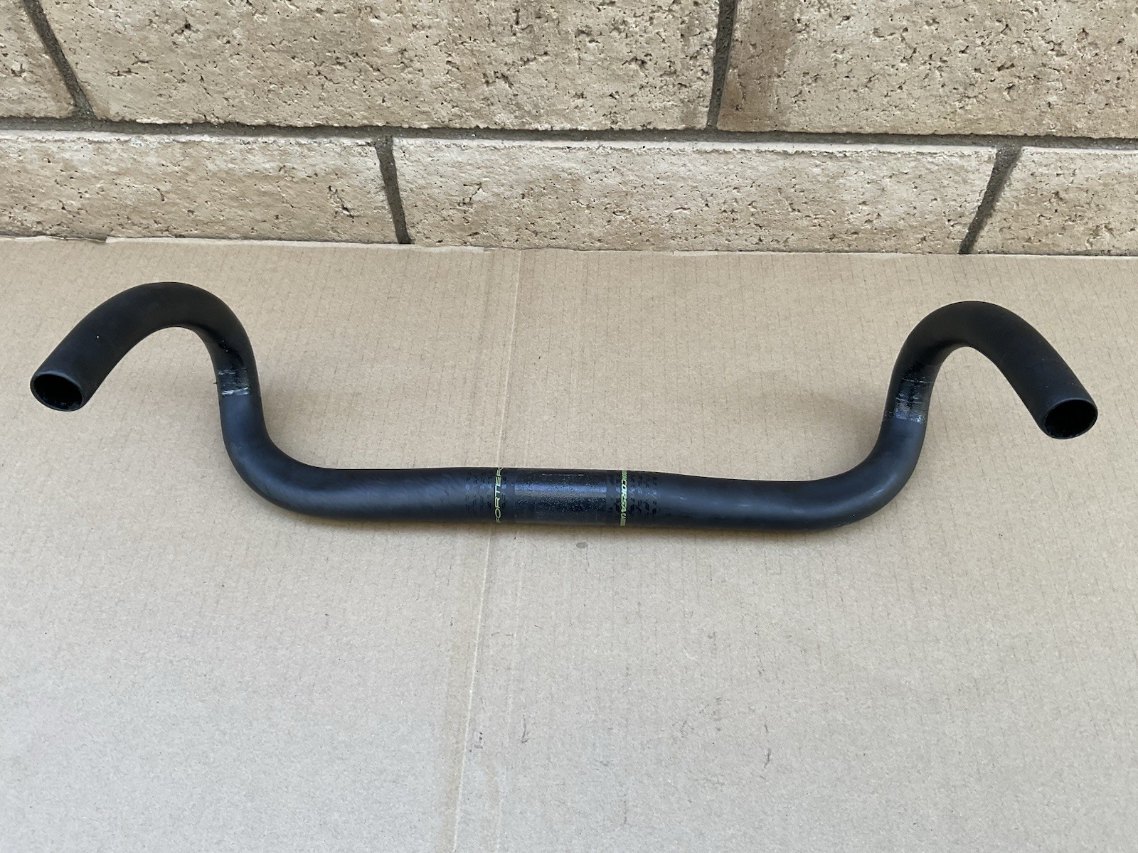 42mm Forte Corsa Carbon Road Handlebar 31.8m In Mint Condition