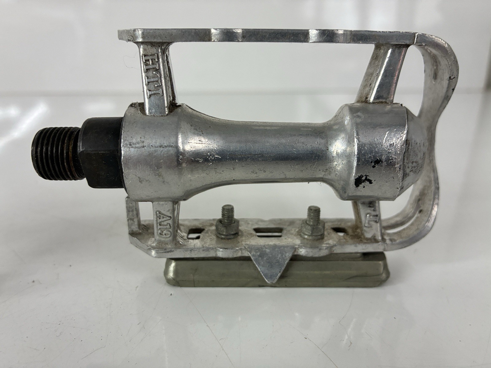 Vintage HTI Road Pedals 9/16 in Aluminum Silver A19 1980s Bike