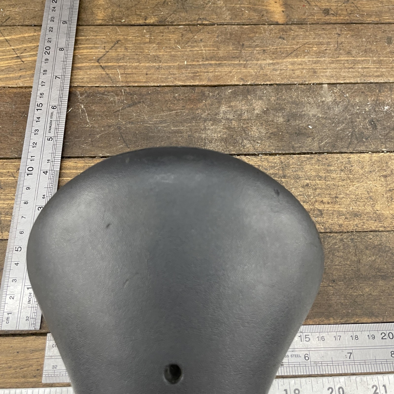 VIntage Grand-Prix Racing Bike Saddle Black Synthetic Steel Road 70s 60s Eroica