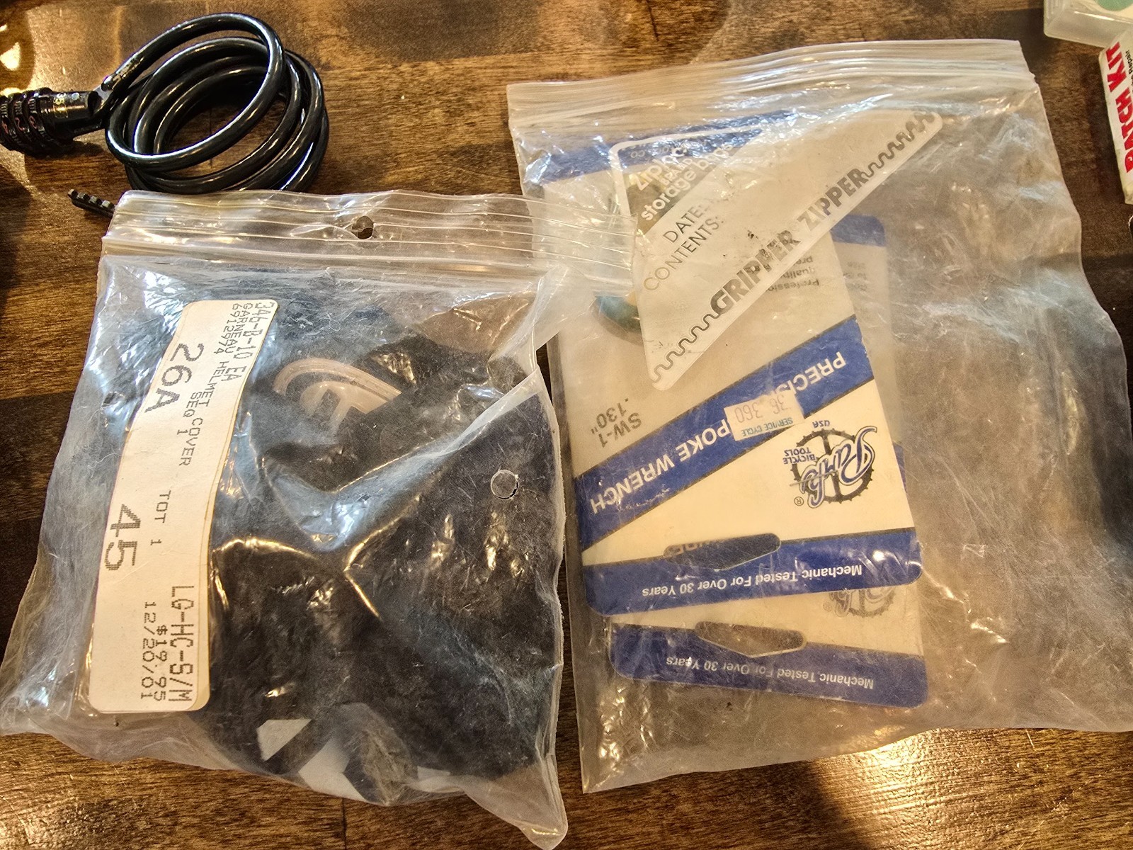Vintage Assorted Bicycle Bike Parts Wellgo LU-964 & Shimano PD-A25 Pedals