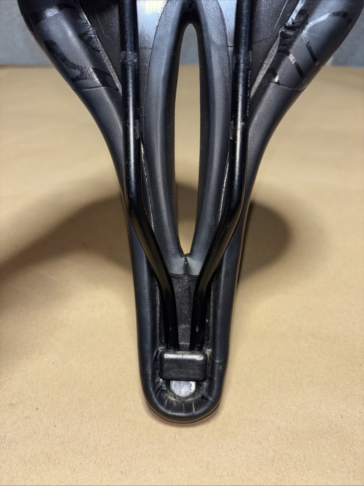 Terry Butterfly Bike Saddle Seat Center Cutaway 12.2oz 262mm Long 76mm High 155w