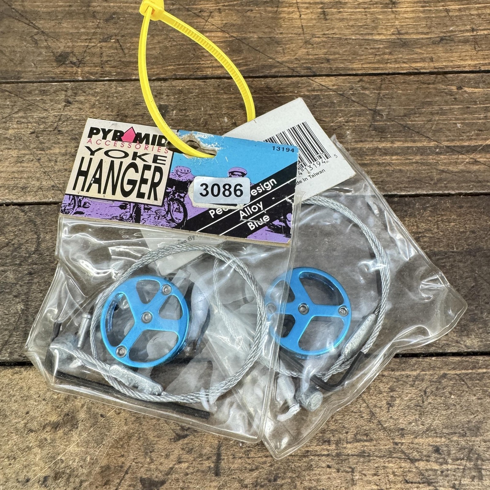Vintage Brake Hanger Set Peace Sign Alloy Blue Mojo Straddle Cable BMX 90s MTB