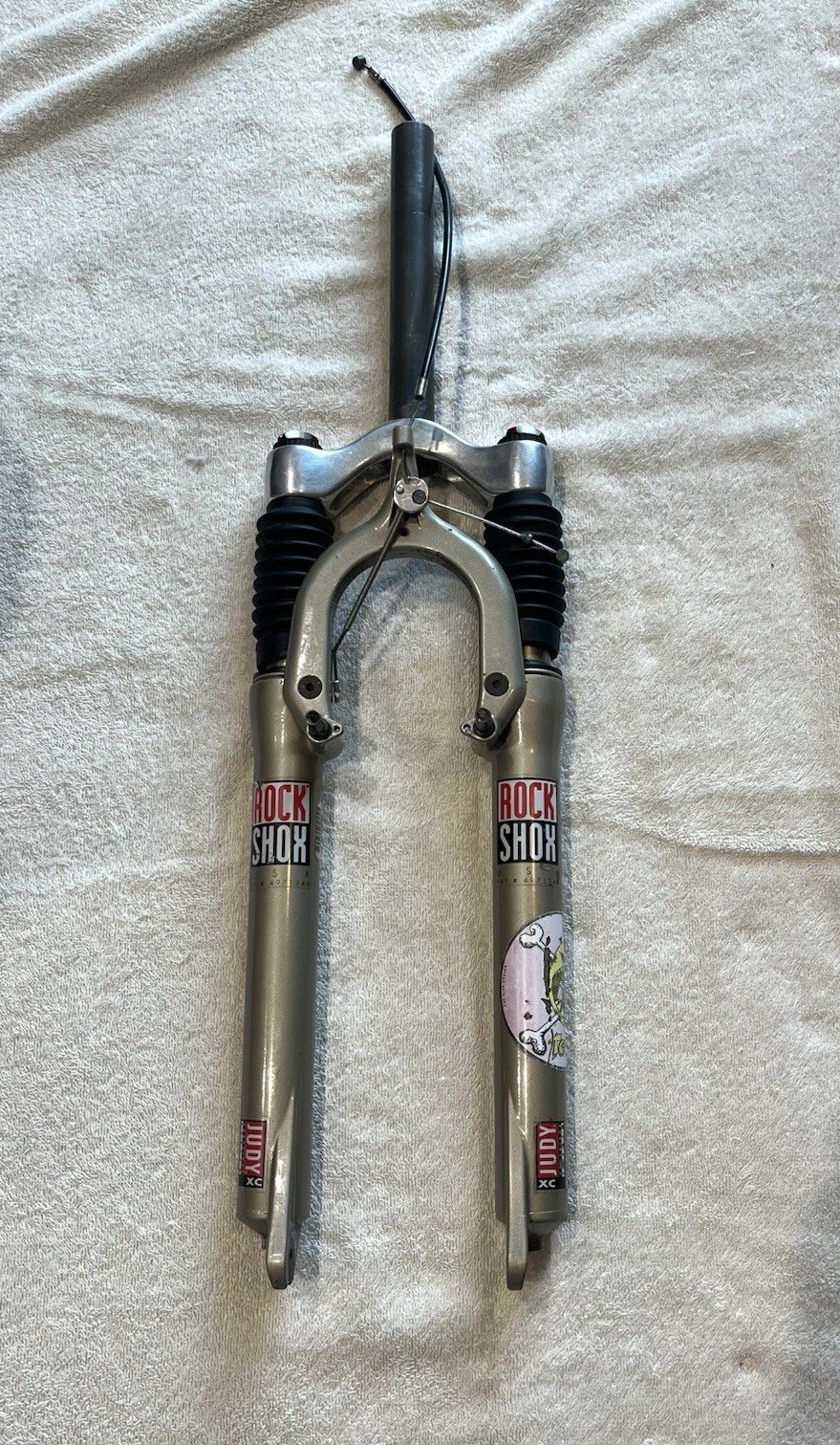 Rock Shox Judy XC 26” with one inch threadless steer tube vintage 1”