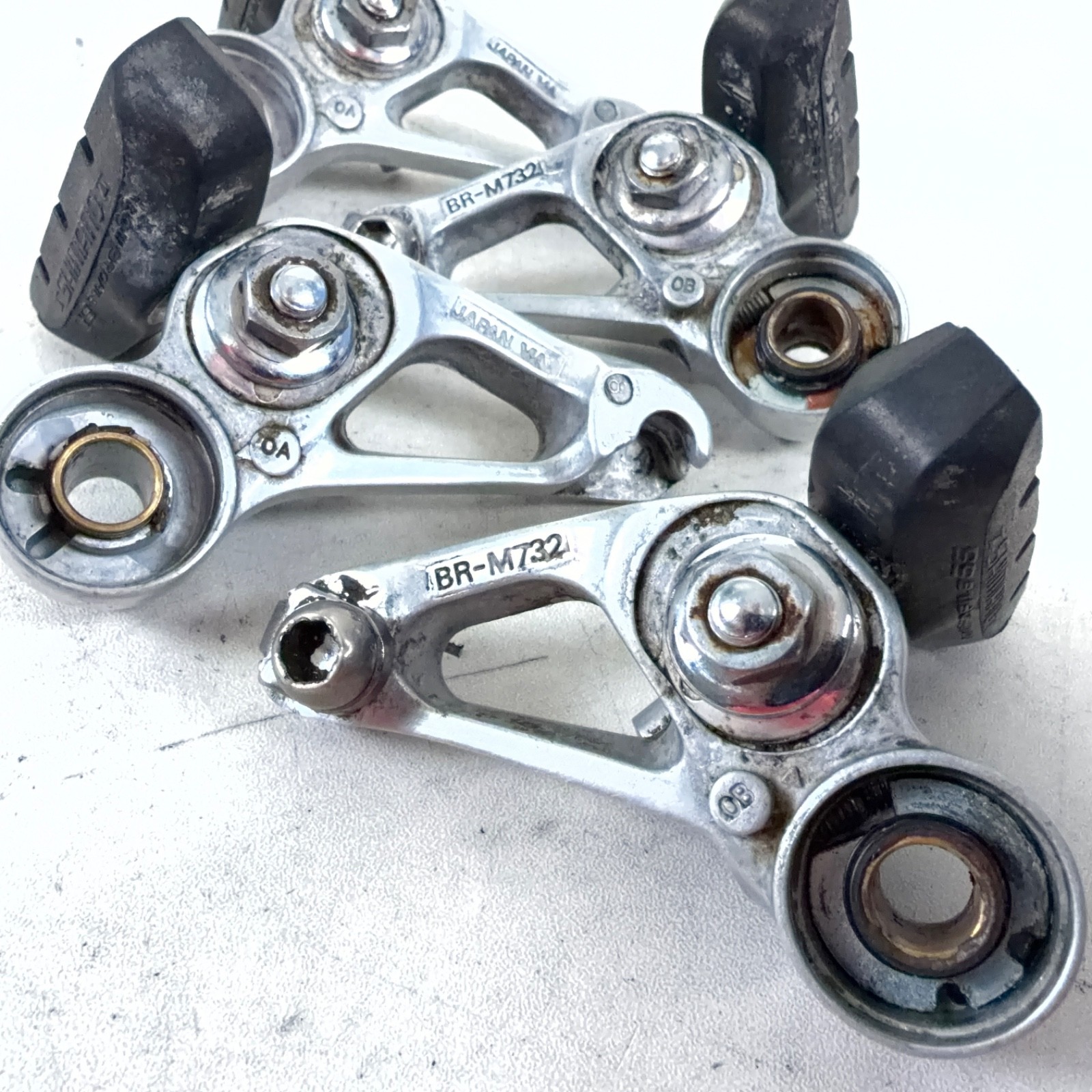 Shimano Vintage Deore XT BR-M732 Cantilever Brake Set F/R in Silver