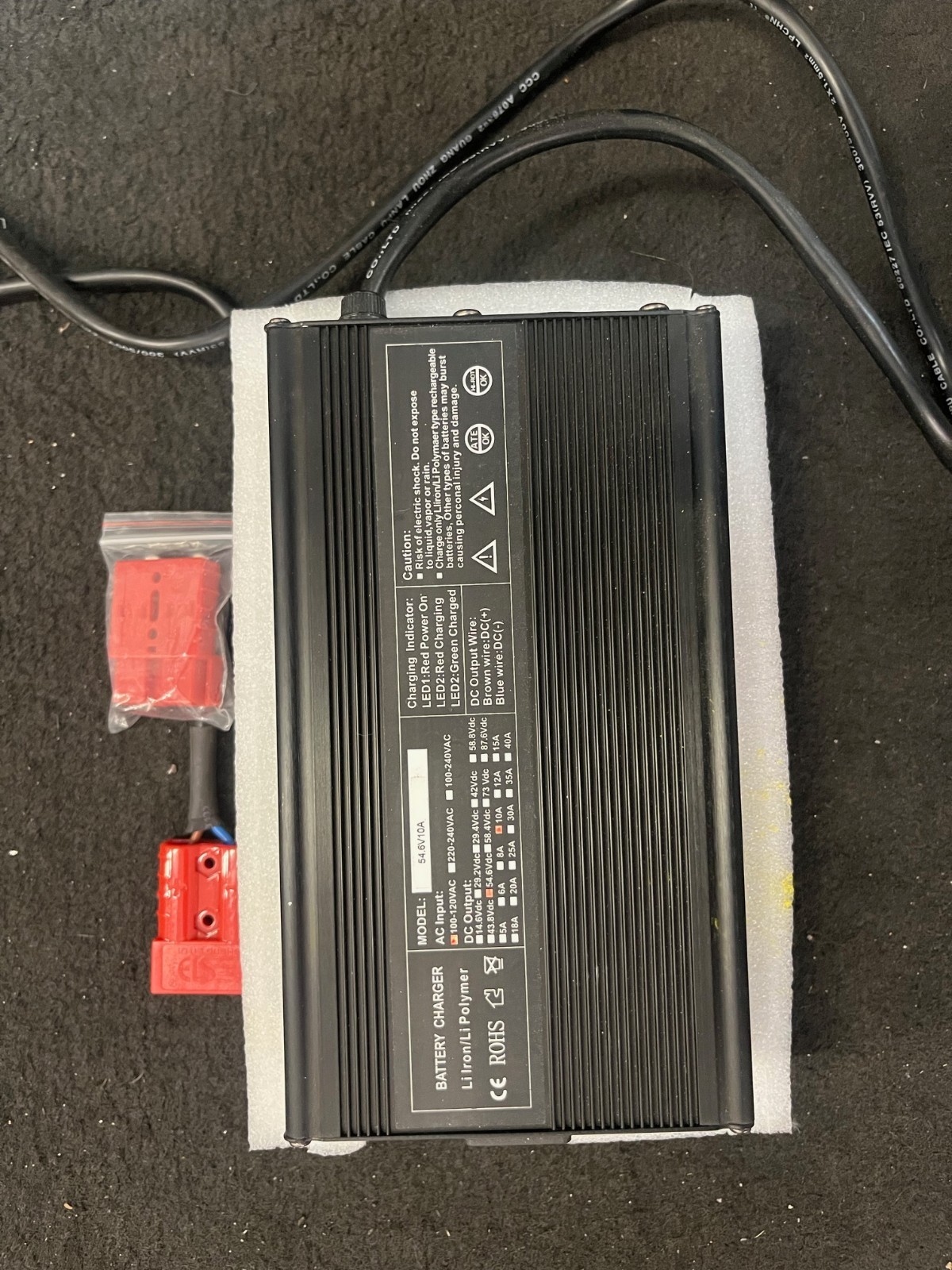 48V Smart Charger, 10A – li-Ion with Fan and Anderson Plugs