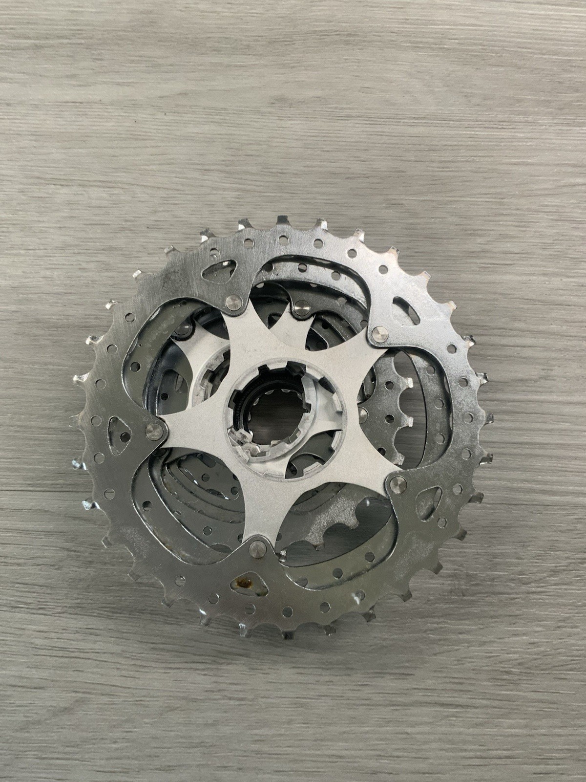 INTERLOC RACING DESIGN 10 SPEED CASSETTE 11-32 TOOTH 334 GRAMS SHIMANO SRAM COMP
