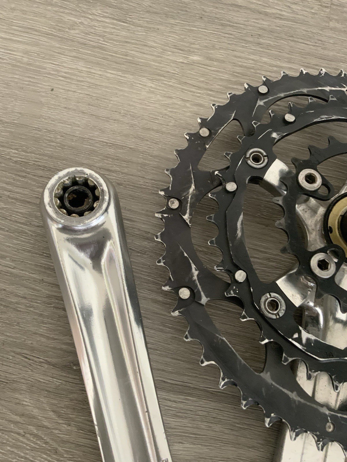 BONTRAGER CRANKSET TRIPLE 24-39-52 TOOTH 10 OR 9 SPEED 170 MM ARMS GXP
