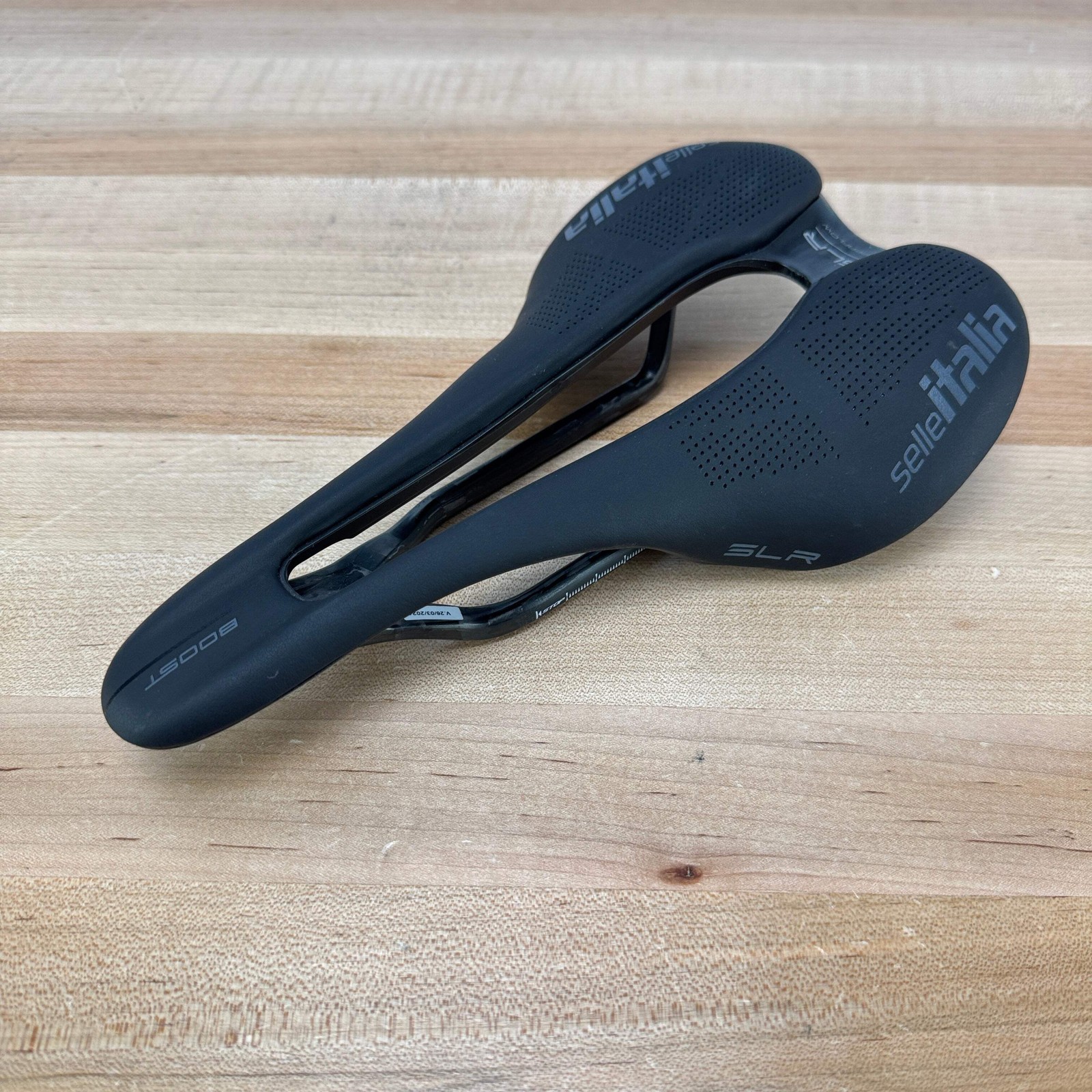 New Takeoff! Selle Italia SLR Boost Superflow L3 7x9mm Carbon Rails 145mm Saddle
