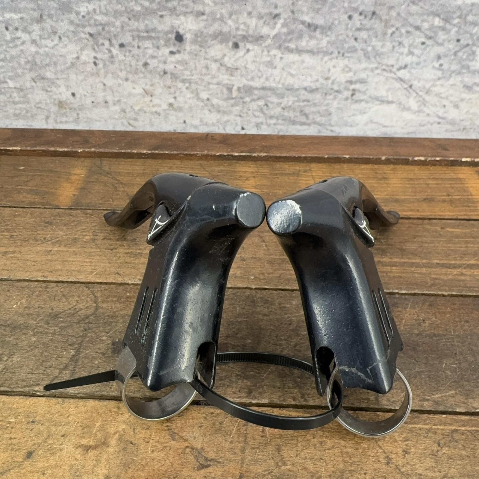 Vintage Aero Gran Compe Brake Levers Pair Black AGC 23.8mm Drop Bar Road Japan