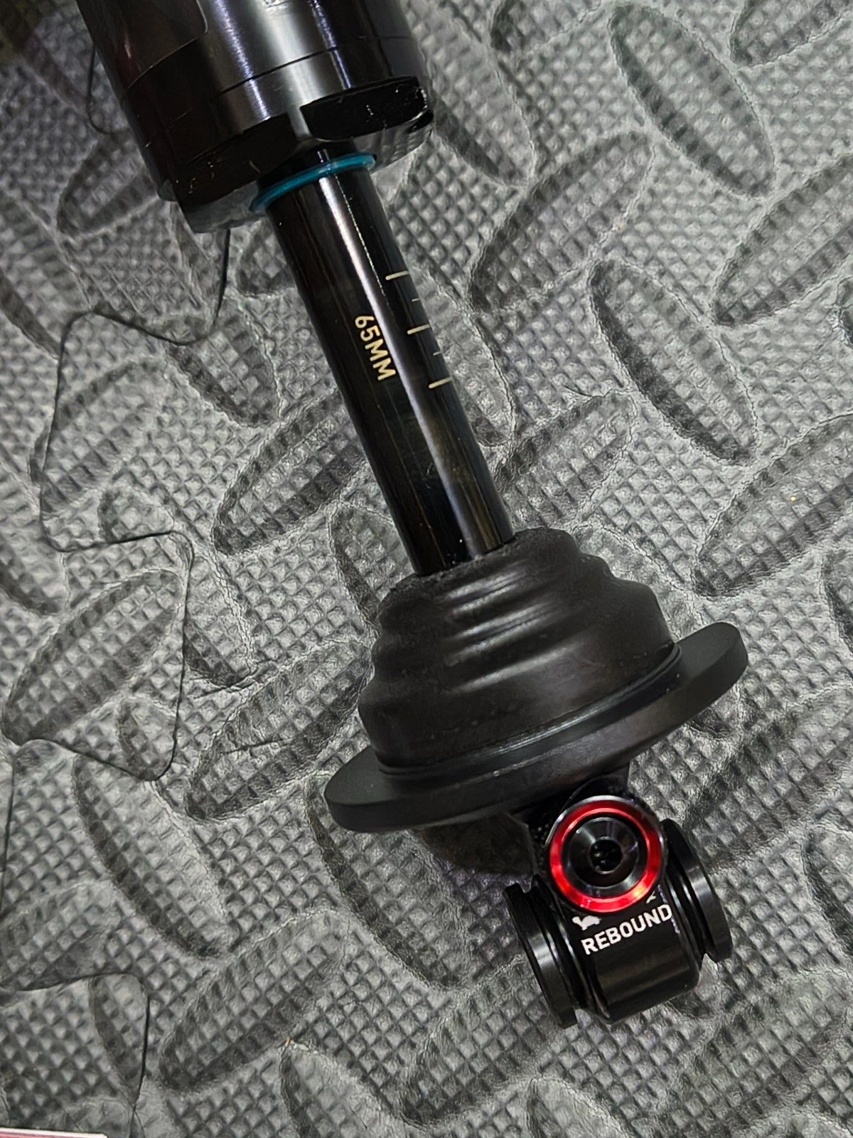 Rockshox Super Deluxe Coil Rear Shock 205x65mm Trunnion Select+