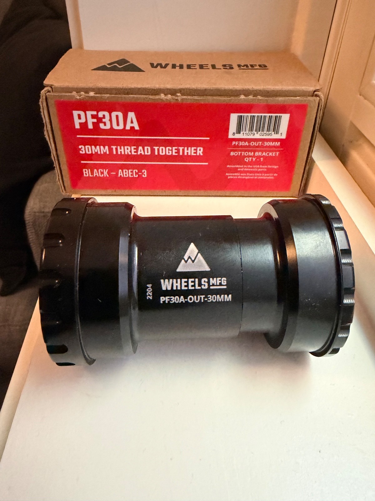 NEW Wheels Mfg PF30A-OUT-30MM Outboard ABEC3 Bicycle Bottom Bracket Cannondale
