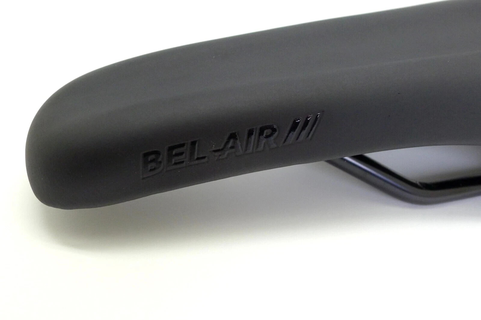 SDG Bel-Air V3 Max Saddle – Steel Rail – Black/Black