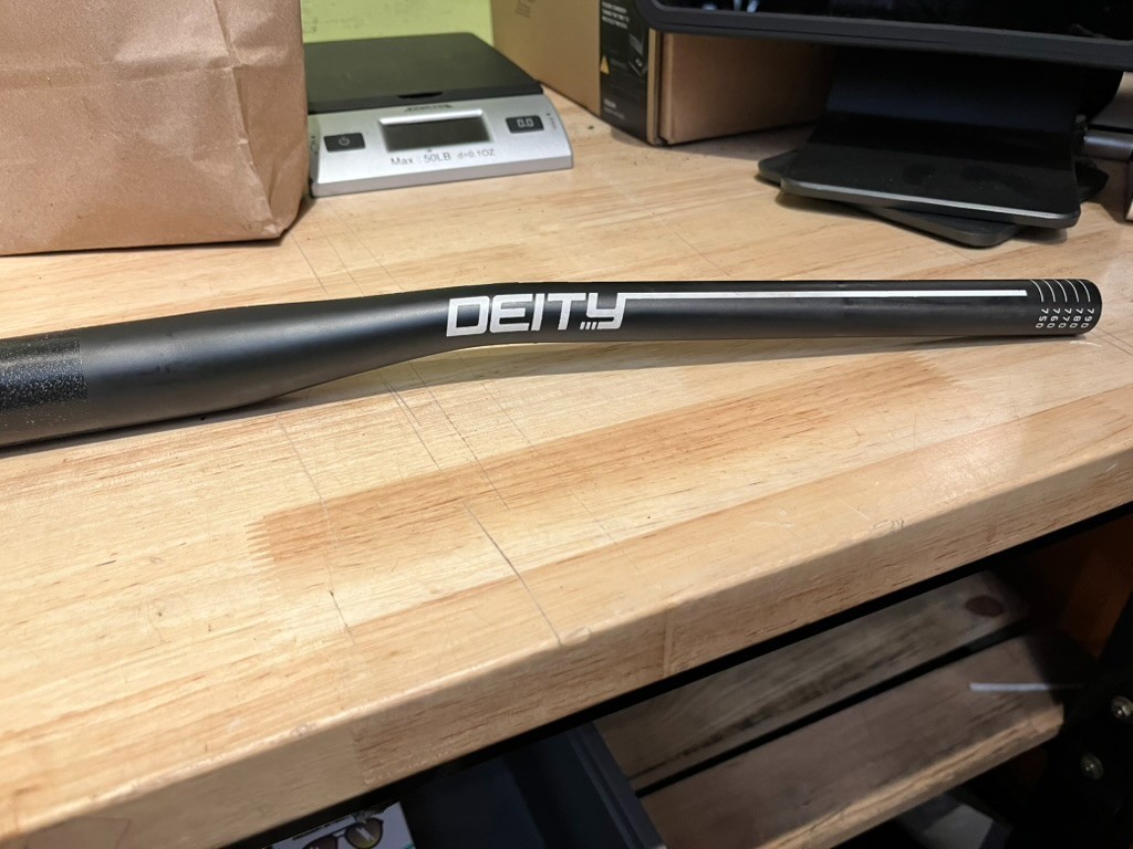 Deity Skywire Carbon Riser Bar (35) 15mm/800mm Bronze