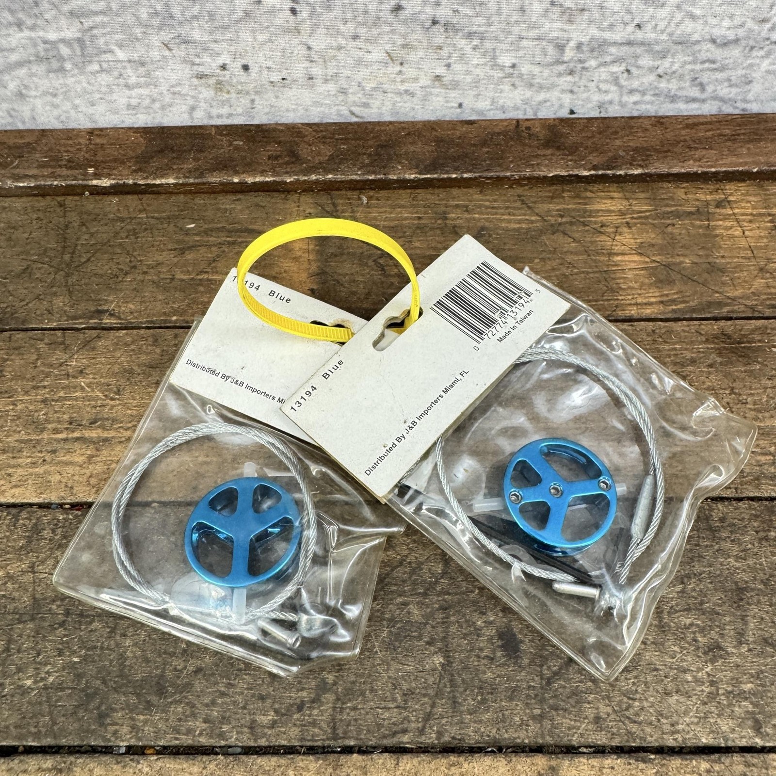 Vintage Brake Hanger Set Peace Sign Alloy Blue Mojo Straddle Cable BMX 90s MTB