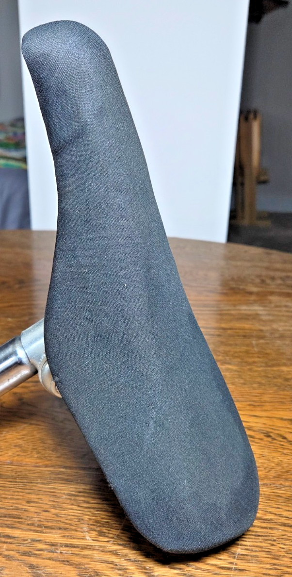 Vintage UKONG 8708 Black Synthetic Bicycle Saddle/Seat w/ 7″ Seat Post