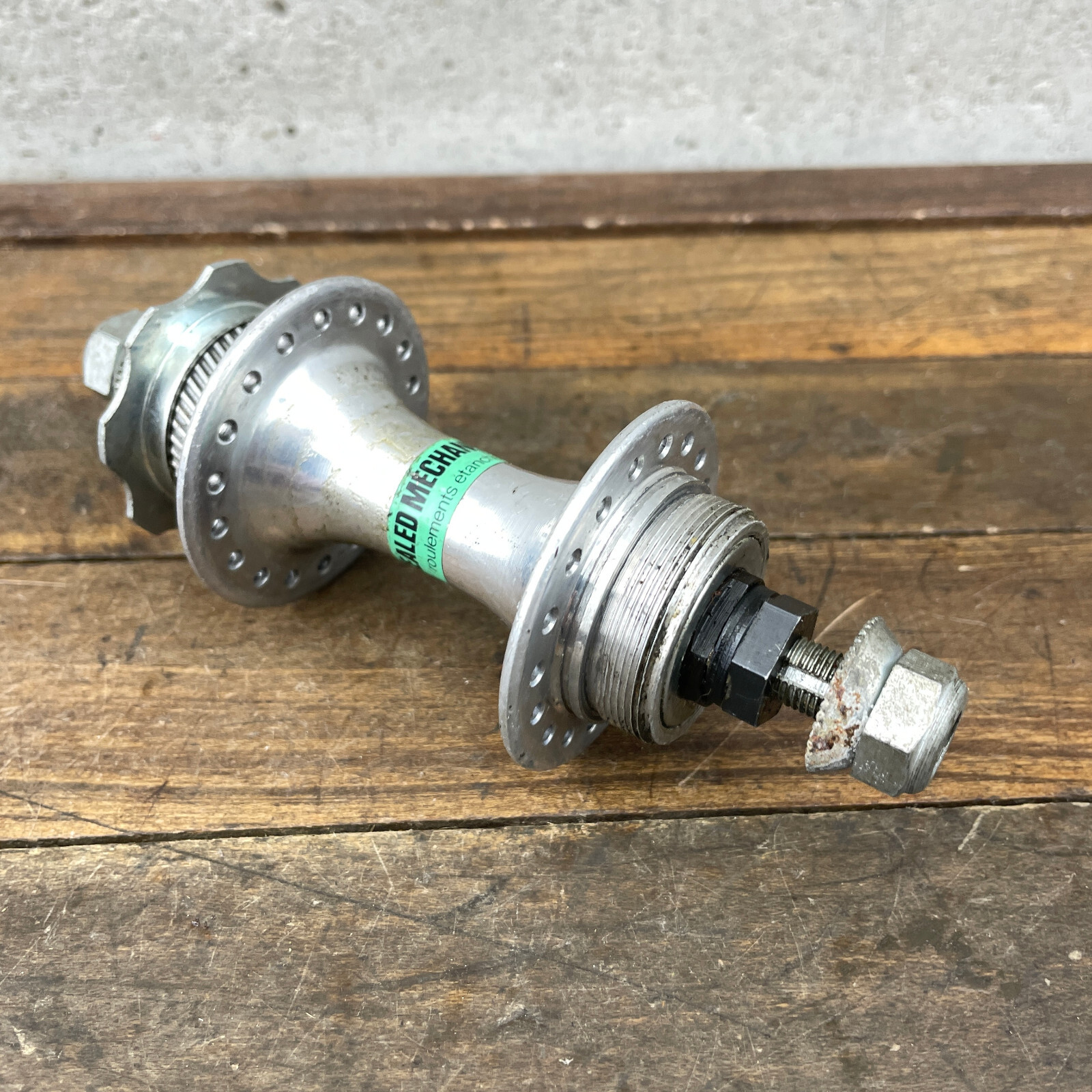 Vintage Maillard Helicomatic Hub 110 mm Nutted Flip Flop Mountain Bike 80s