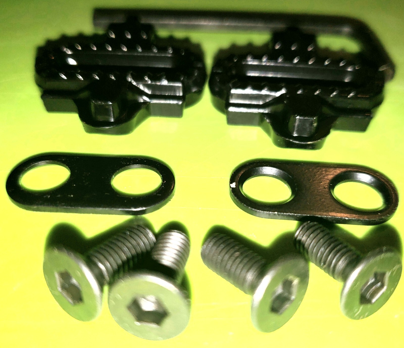 Shimano SPD SM SH51 Pedals Cleat Set Mountain MTB Bike Cleat USA