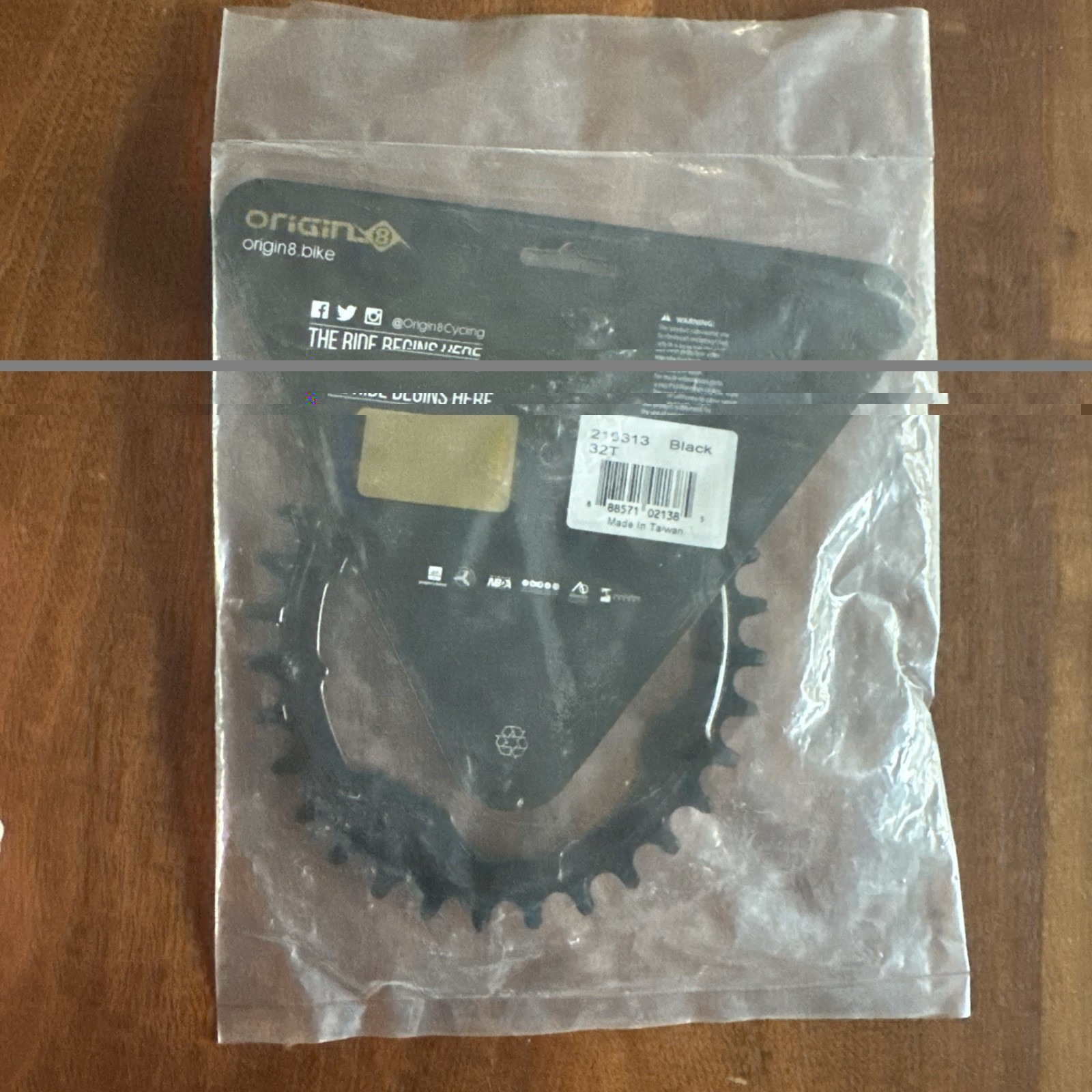 Origin8 Holdfast Oval 1x Chainring, 104mm BCD, 32t